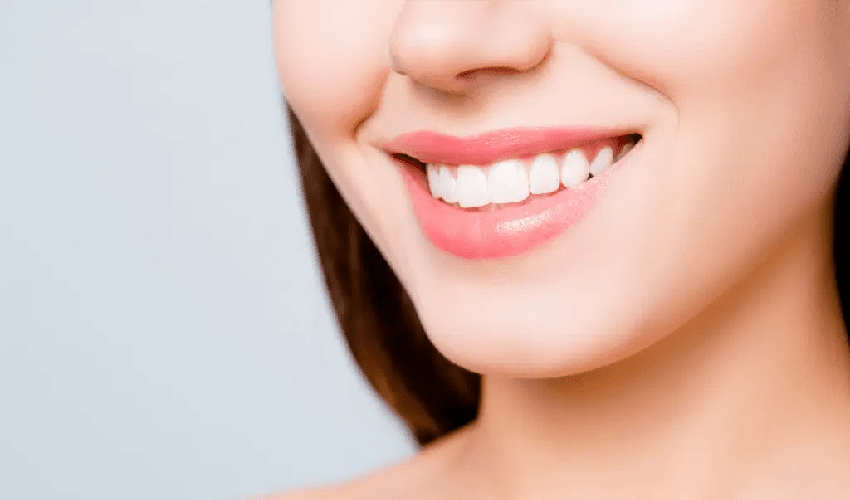 5 Reasons To Choose Teeth Whitening